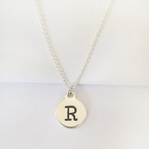 שרשרת אותיות תליון עגול