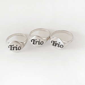 2 טבעות חברות – חותם אותיות