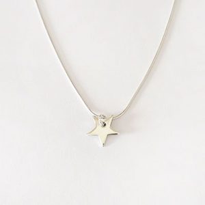 שרשרת צ’ואקר תליון כוכב קטן